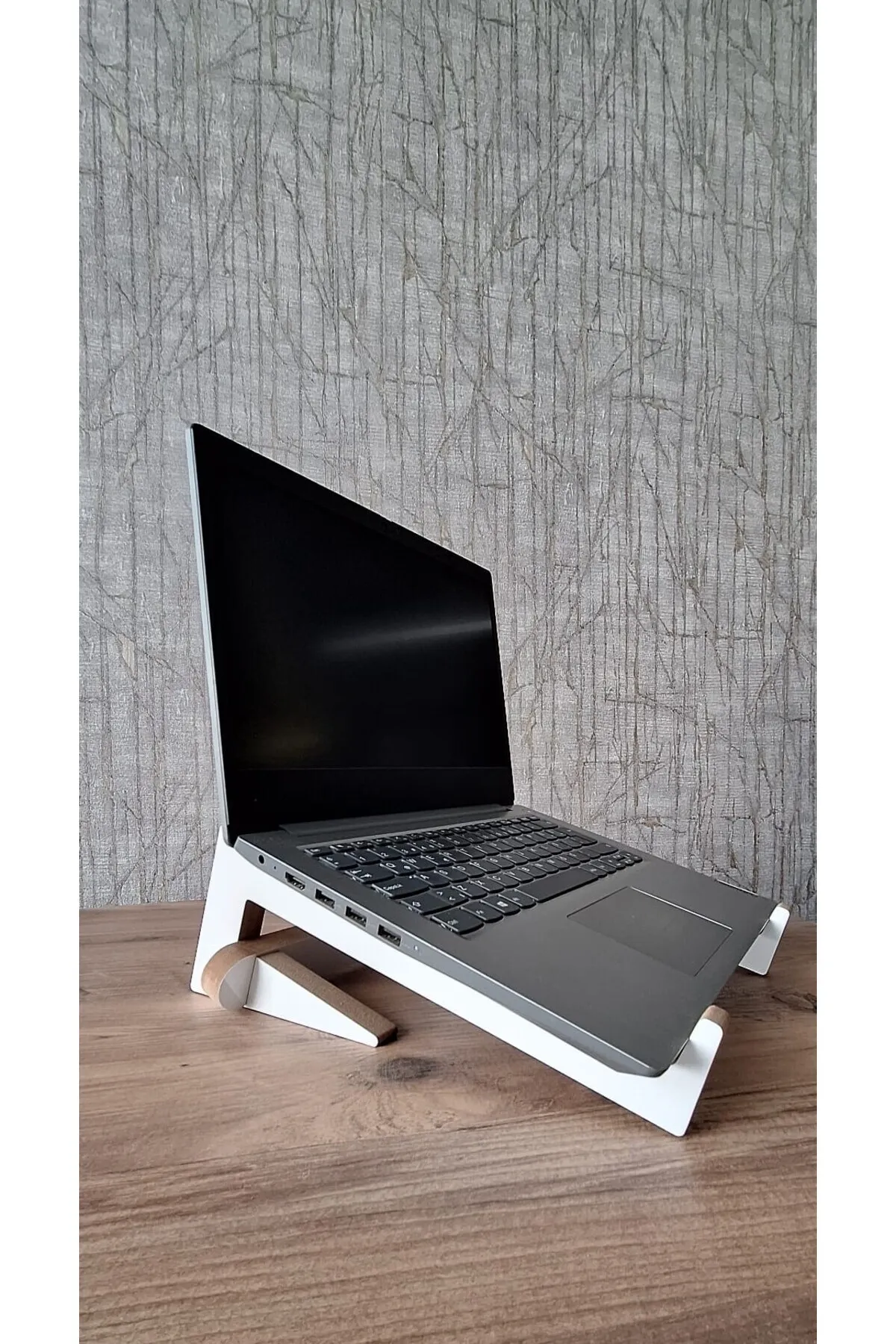 soylu concept Ahşap Laptop Yükseltici Laptop Standı Tüm Modellerle Uyumlu Taşınabilir Notebook Standı MDF