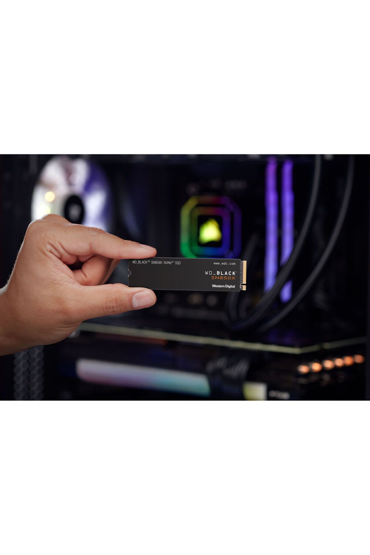 WD BLACK 2TB SN850X 7300MB/s-6600MB/s Gaming Internal NVMe PCIe 4.0 SSD WDBB9G0020BNC-WRSN