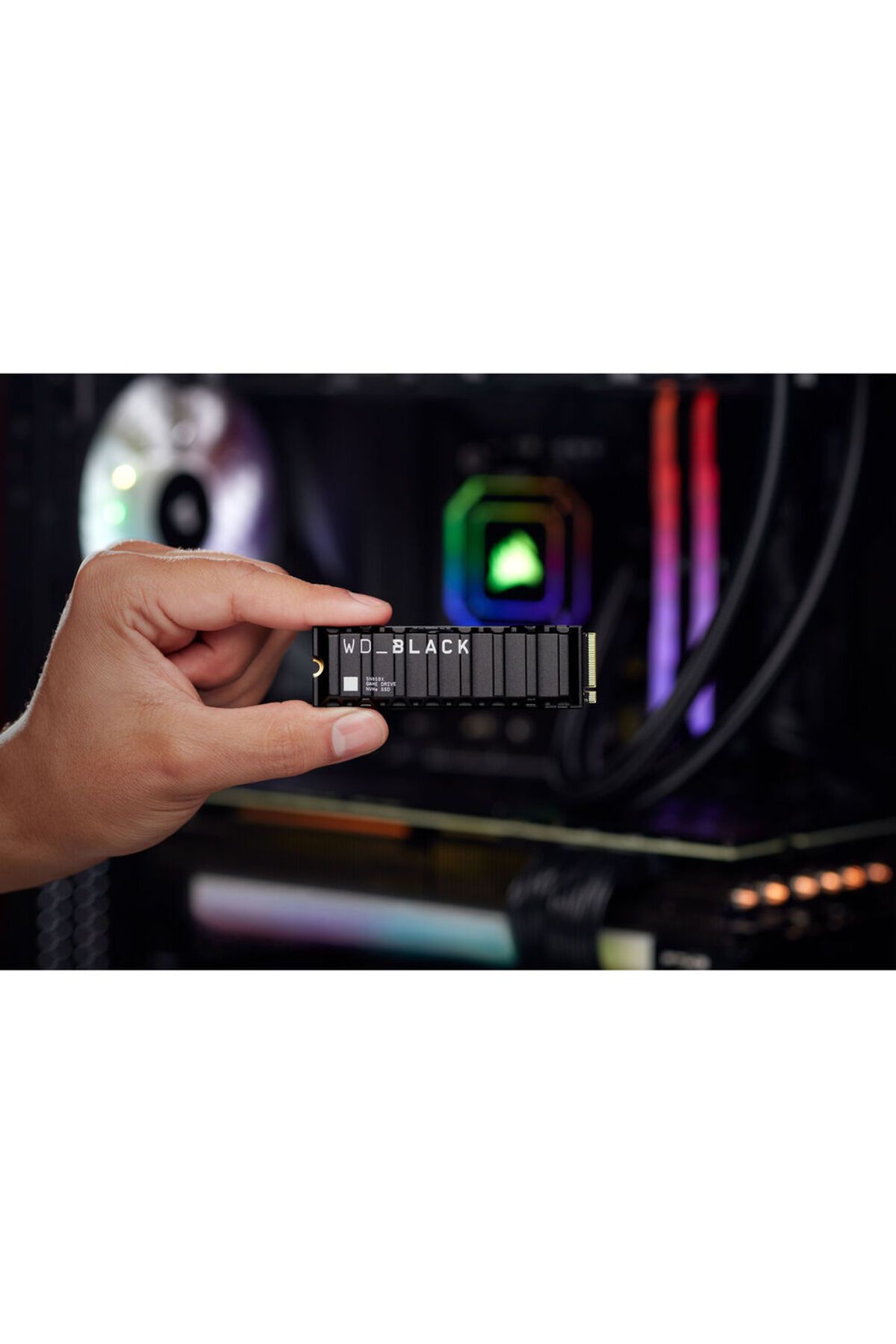 WD Black 4TB SN850X 7300MB/s-6600 MB/s (Pc-Ps5) Gaming Internal NVMe PCIe 4.0 SSD WDBB9H0040BNC-WRSN