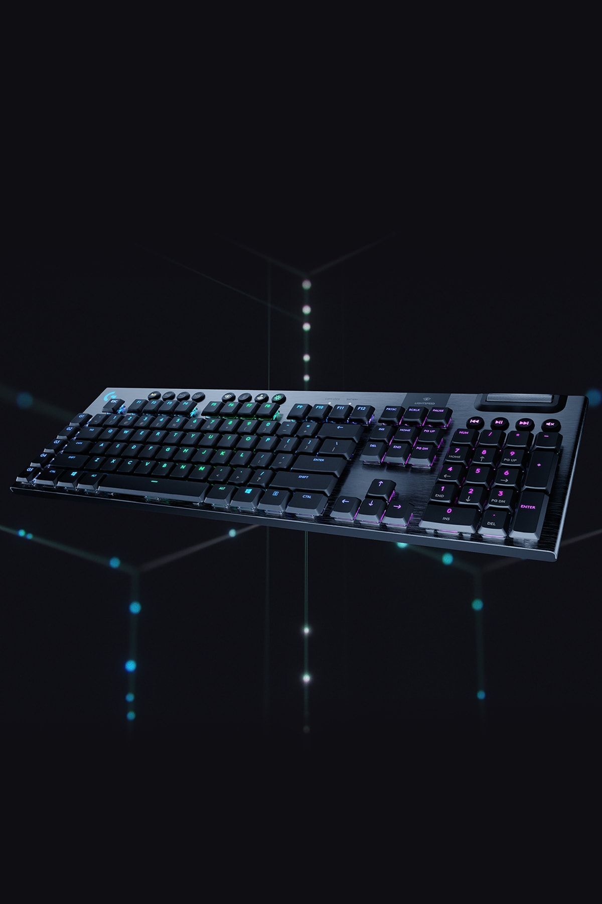 Logitech G G915 Lıghtspeed Rgb Tam Boyutlu Ingilizce Q Kablosuz Oyuncu Klavyesi - Siyah