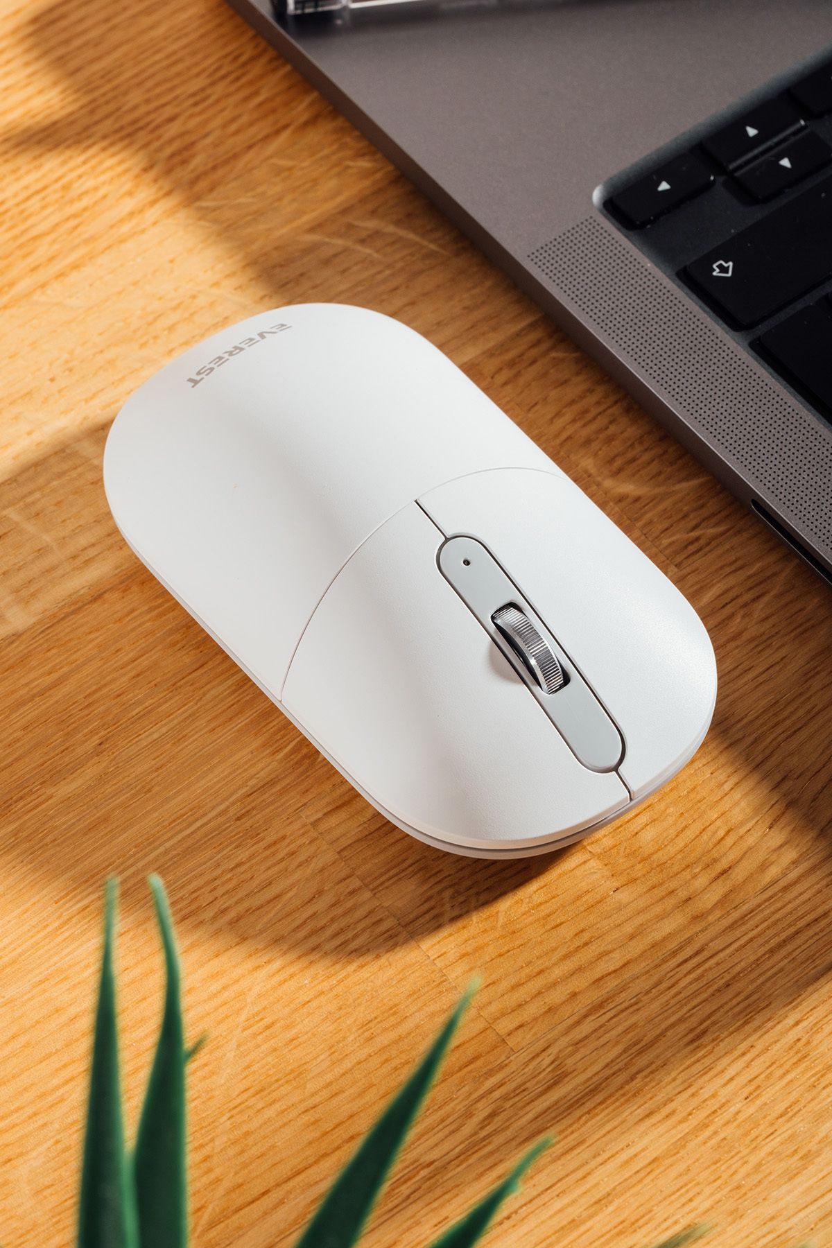 Everest Kablosuz Mouse 3d Sessiz Wireless Elektronik Pilli Smw-384 Beyaz