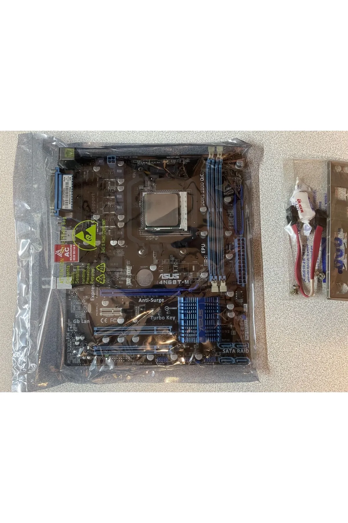 OEM M4N68T-M (OC) AMD Anakart + Dört Çekirdek İşlemci Athlon II X4 635 2.9GHz 2MB (Yenilenmiş) +FAN