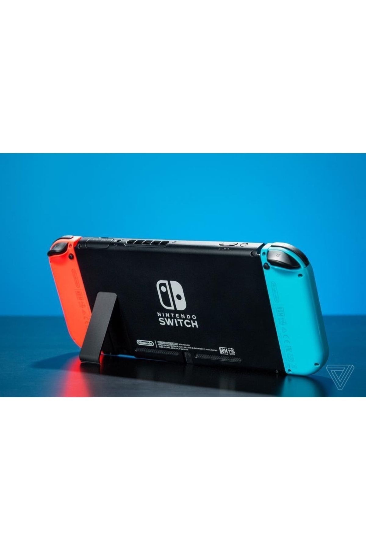 Konsol İstasyonu Nintendo Switch Kickstand - Sd Kart Kapağı Ve Dik Tutucu