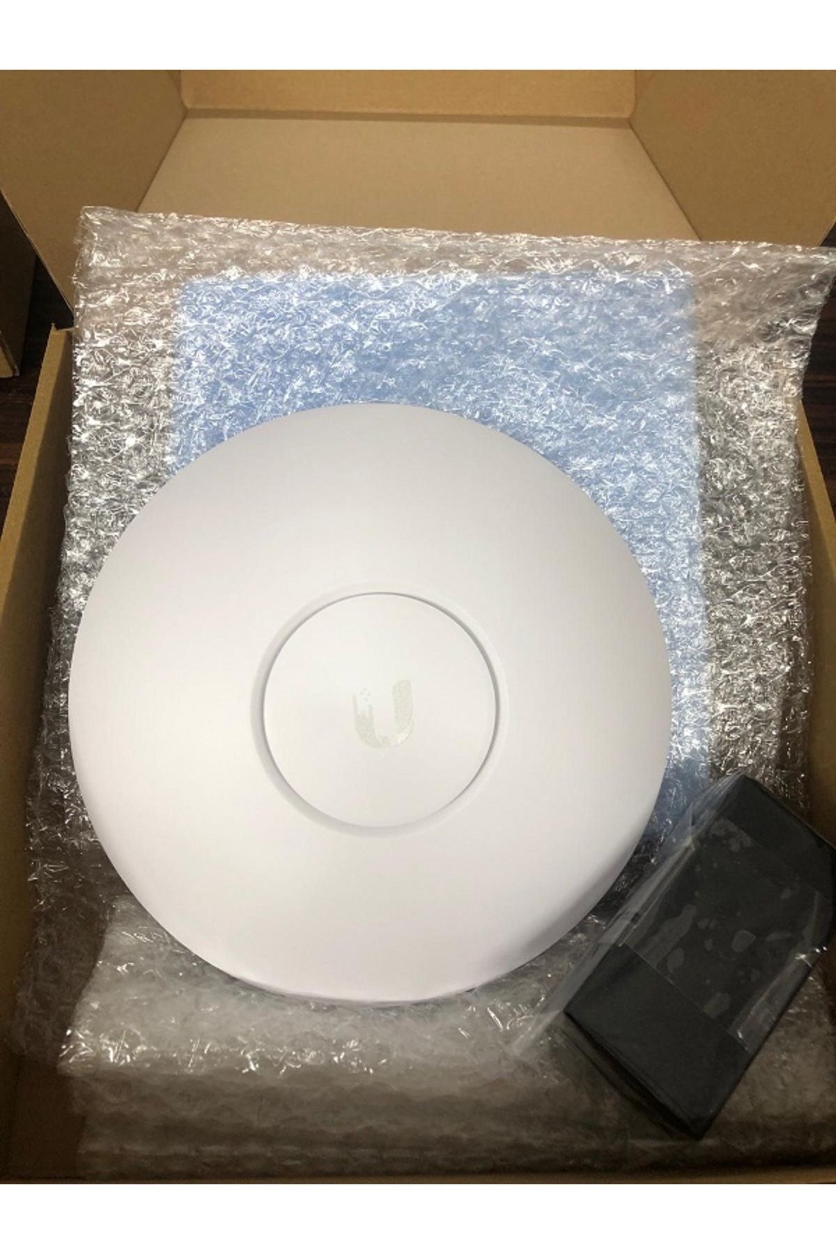 UBIQUITI (UBNT) UBNT UBIQUITI UAP AC-LR 2.4-5 GHZ (YENİLENMİŞ)